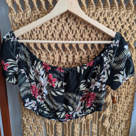 Tropical Crop Pinup Peasant Top (L/XL) - Picture 6 of 6